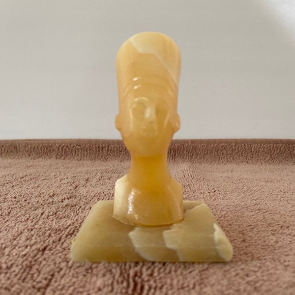 Nefertiti, ancient Egyptian Queen, Paperweight - Picture 2 of 5